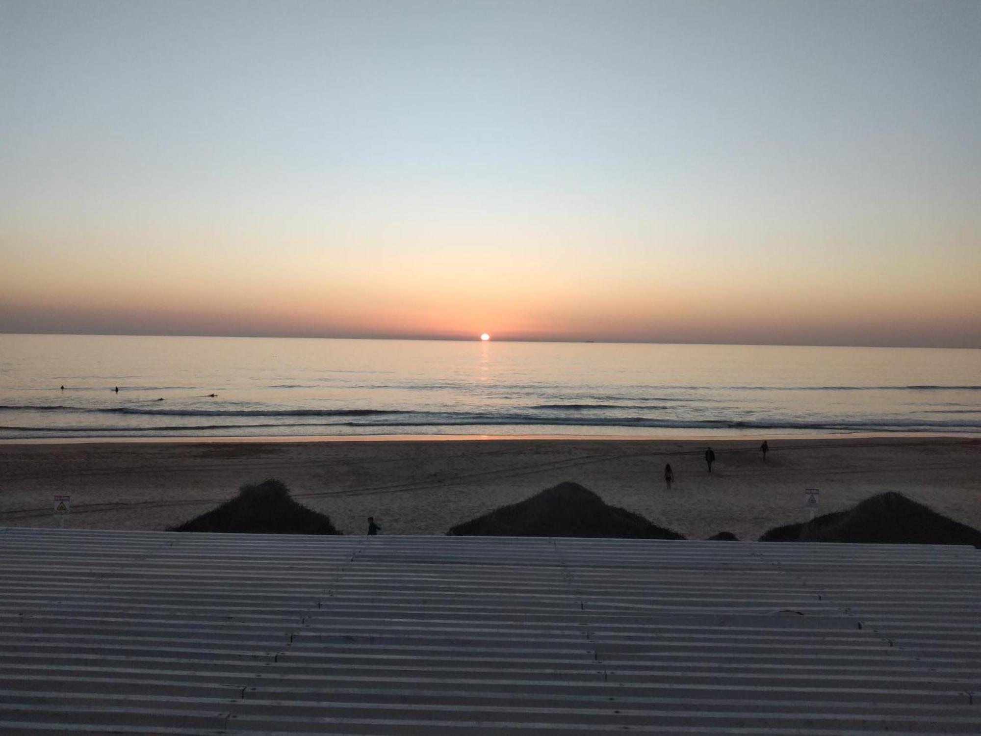 The View - Sea, Surf And Lisbon Apartamento Costa da Caparica Exterior foto